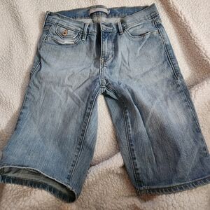 Old navy size 6 capris